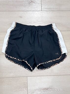 VICTORIA’S SECRET PINK :: SHORTS